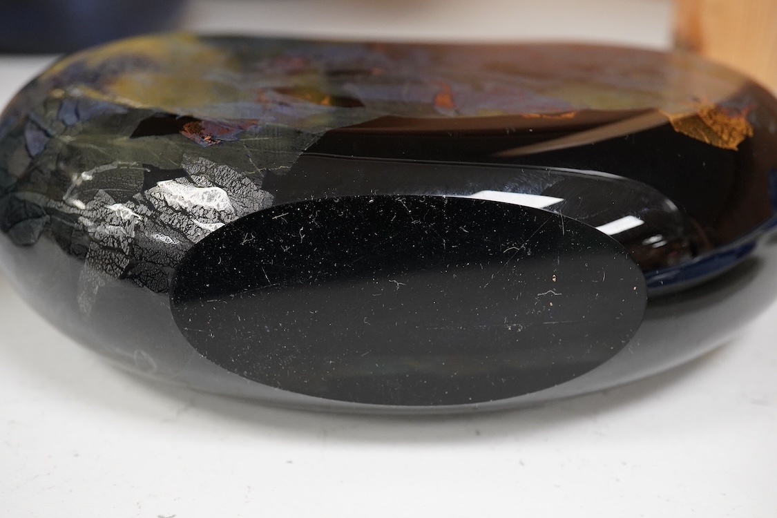 An Isle of Wight glass vase with applied gold decoration, 22cm high